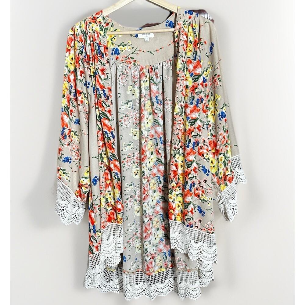 Umgee USA Floral Boho Duster Tunic Size S/M Crochet Lace Trim Cottagecore